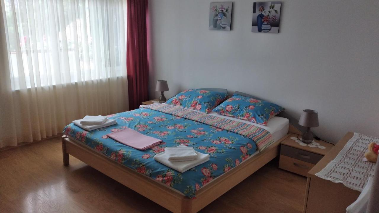 Apartman Tomic Apartment โคเรนนิซา ภายนอก รูปภาพ